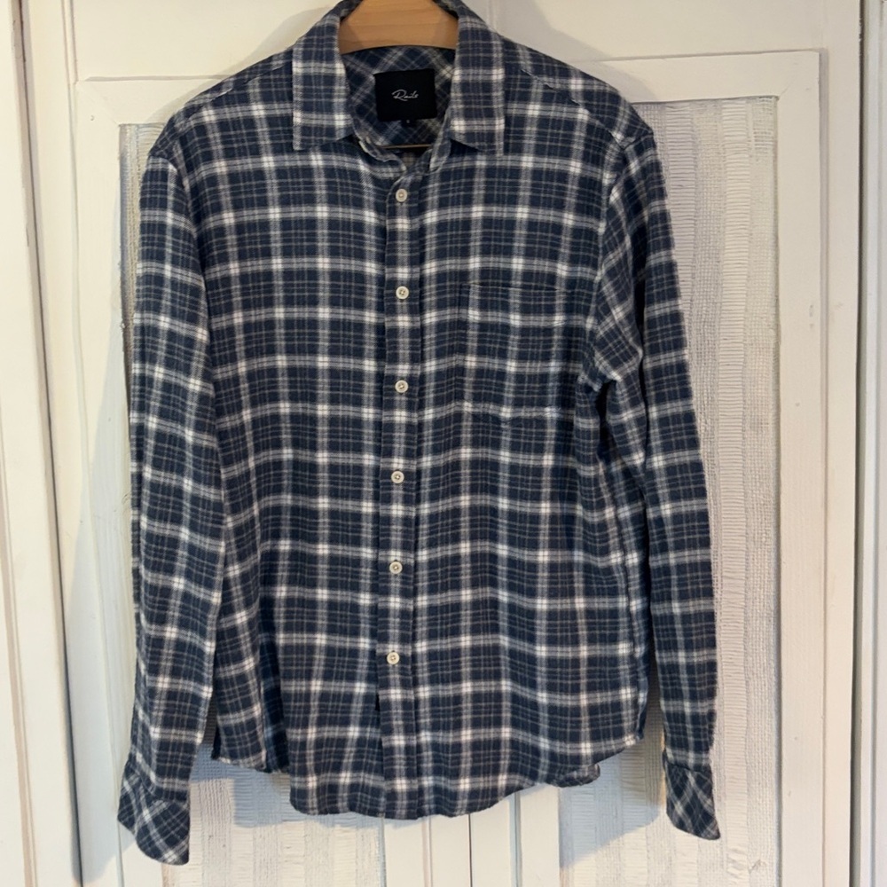 Rails Lennox Plaid Button Up Shirt In Navy White size small - Picture 2 of 6
